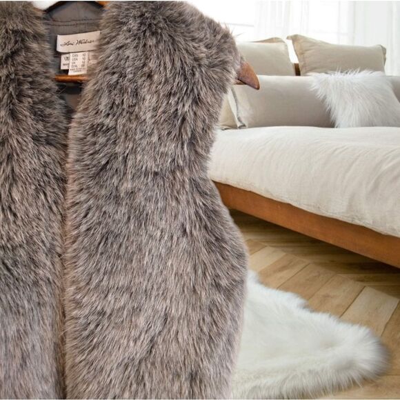 VINTAGE LORI WEIDNER SILVER GREY FAUR FUR VEST SUEDE BACK FAUX FOX HAIR - Picture 9 of 16